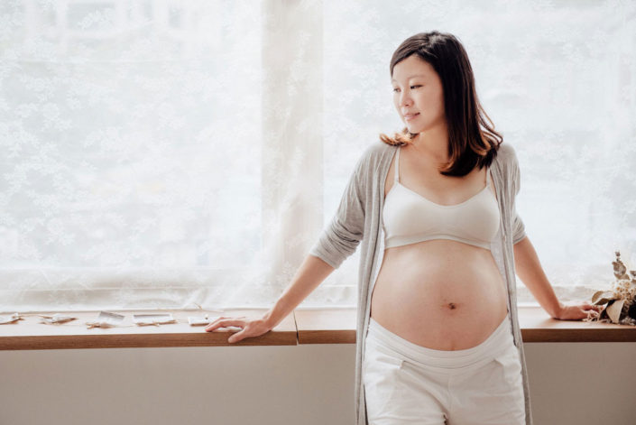 台北推薦自然清新的孕婦寫真窗光
